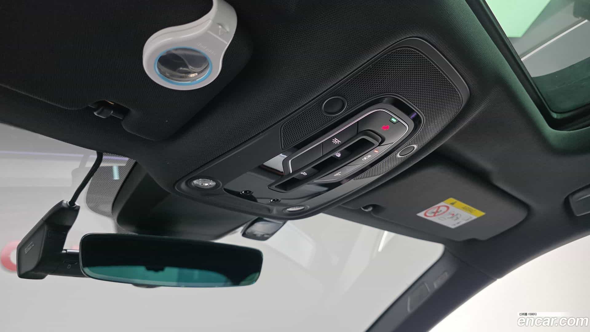 e-tron Audi 2023.11-OPTION-022