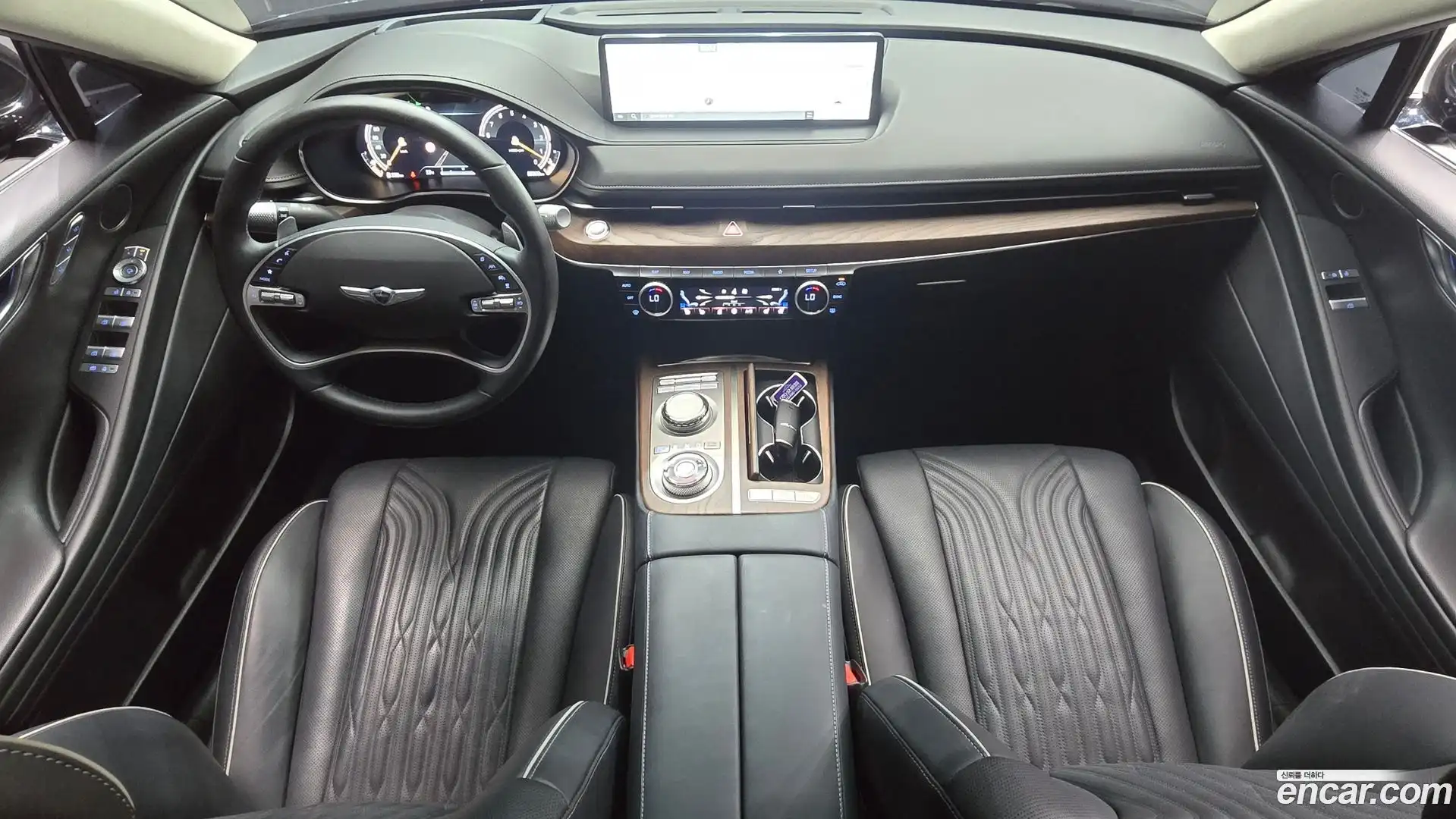 G80 Genesis 2023.3-INNER-007