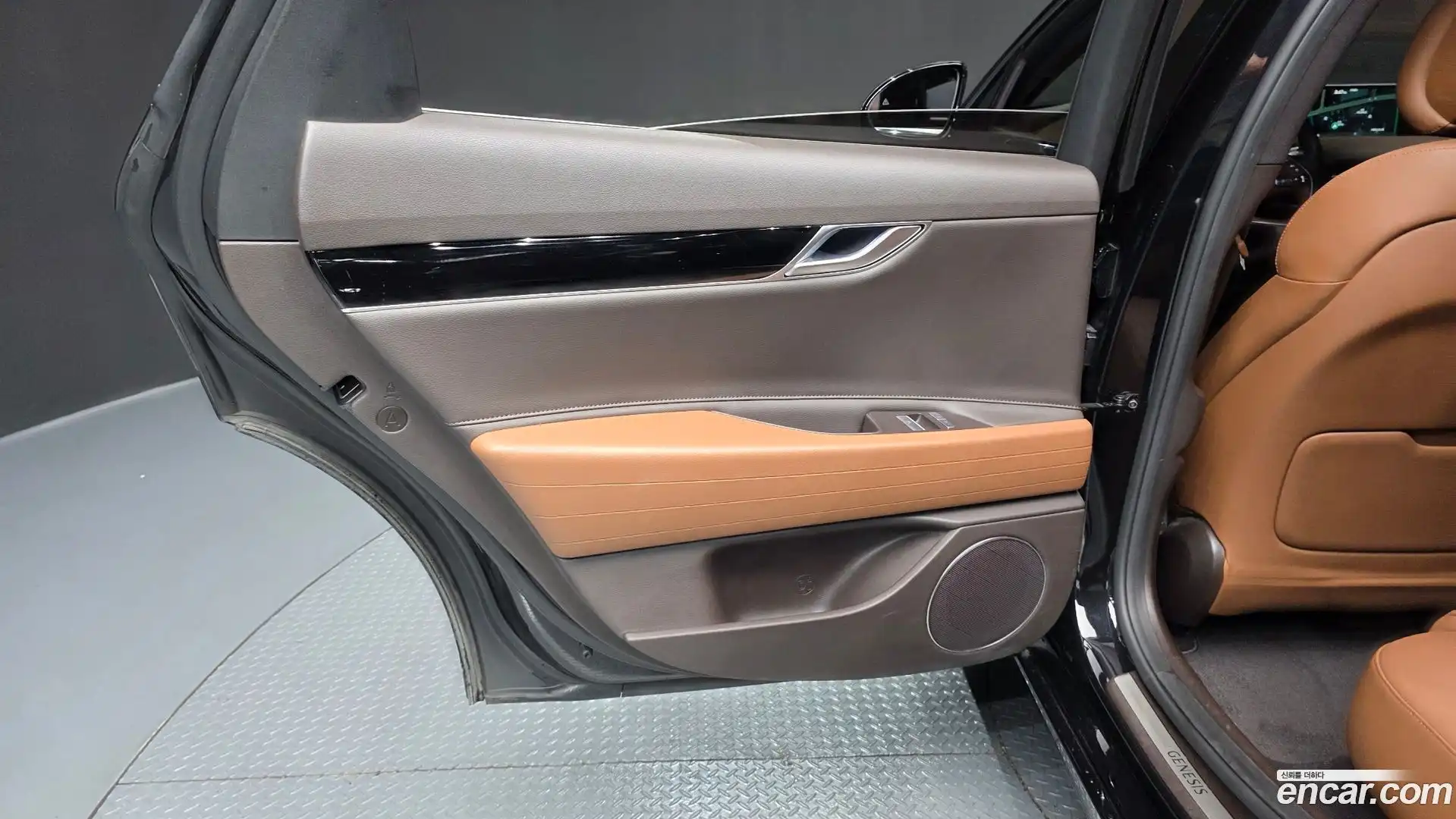 G80 Genesis 2022.5-INNER-035