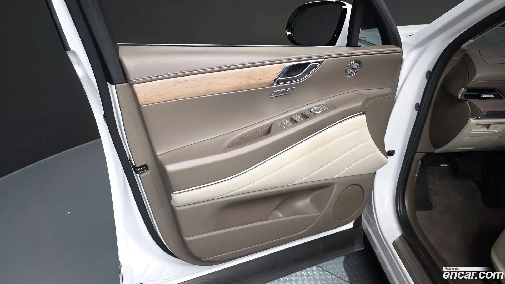 GV80 Genesis 2022.1-INNER-034