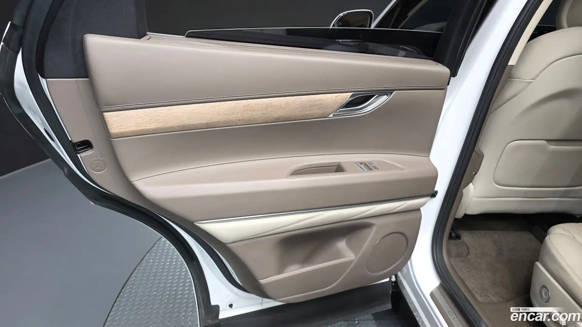 GV80 Genesis 2022.1-INNER-035