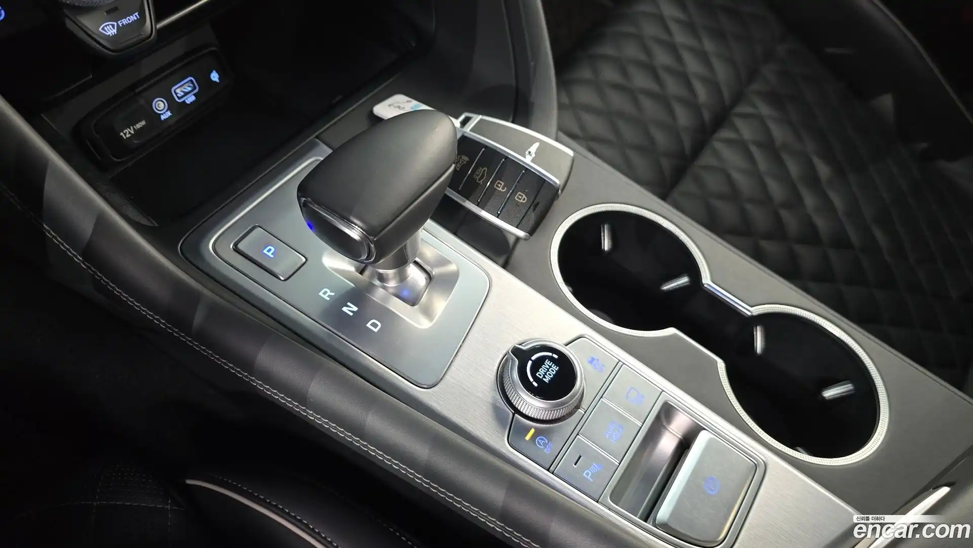 G70 Genesis 2019.2-INNER-009