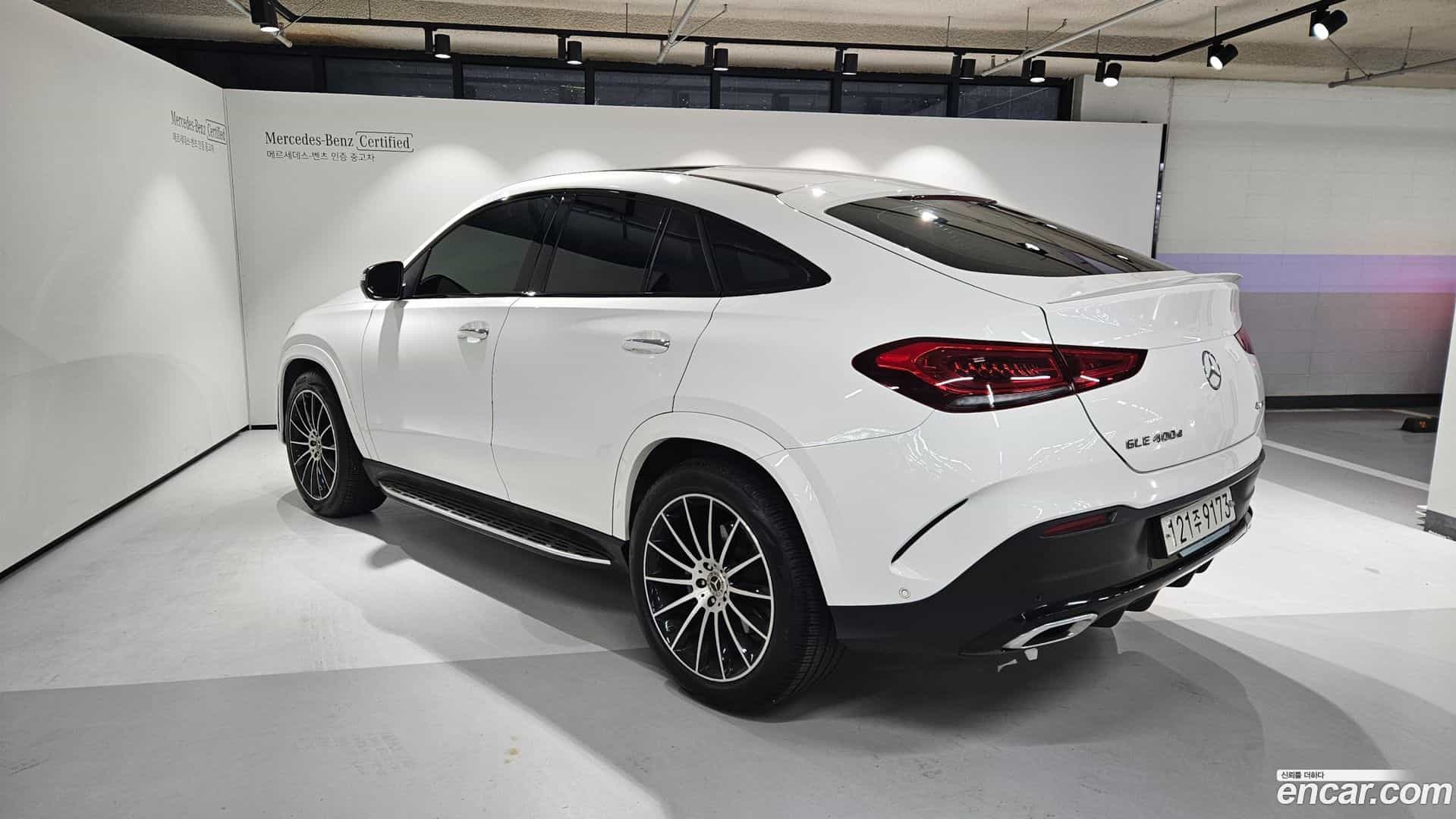 GLE-Class Mercedes-Benz 2022.10-OUTER-003