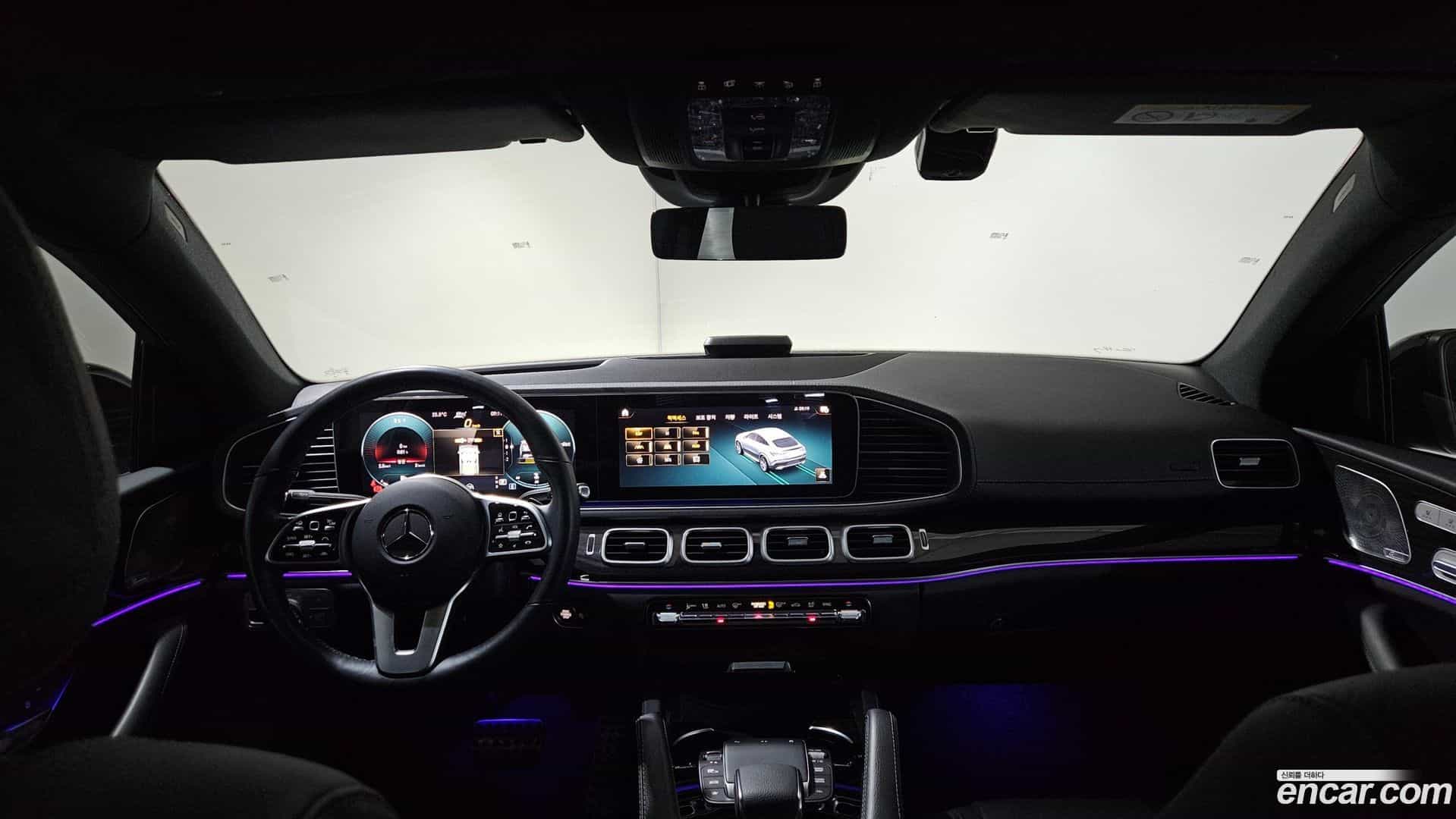 GLE-Class Mercedes-Benz 2022.10-OPTION-021