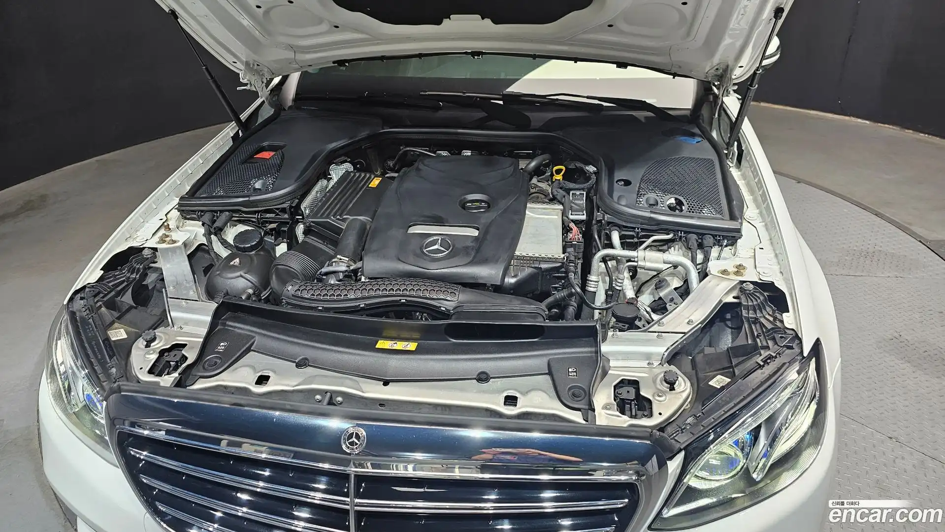 E-Class Mercedes-Benz 2019.5-OUTER-006