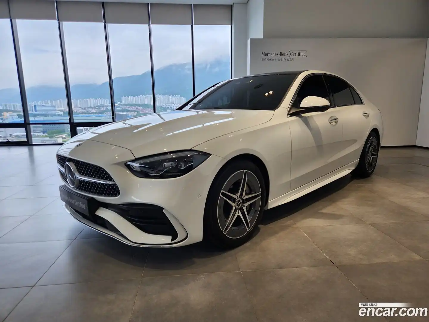 C-Class Mercedes-Benz 2025.4-OUTER-001