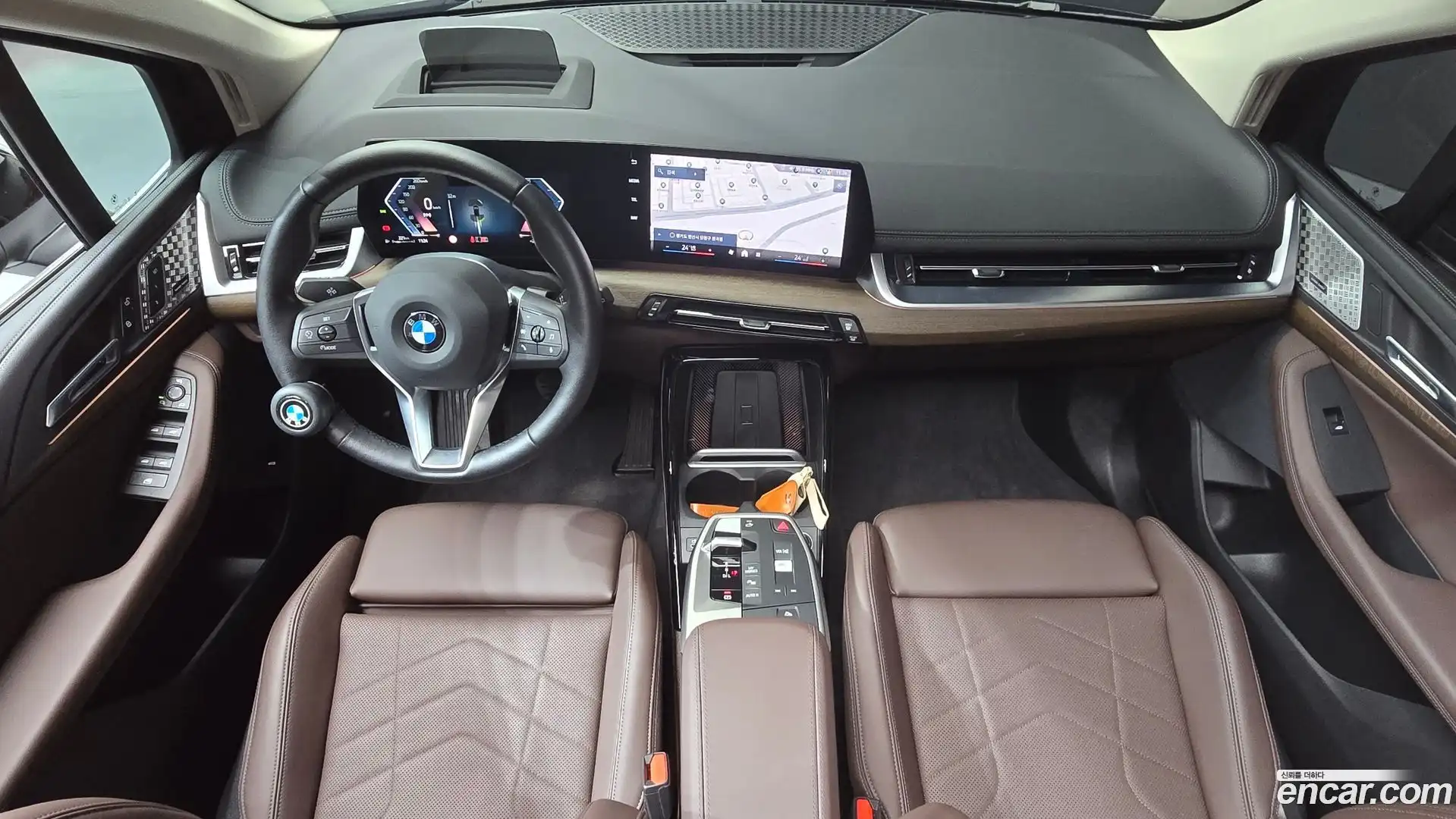 2-Series BMW 2025.2-INNER-007