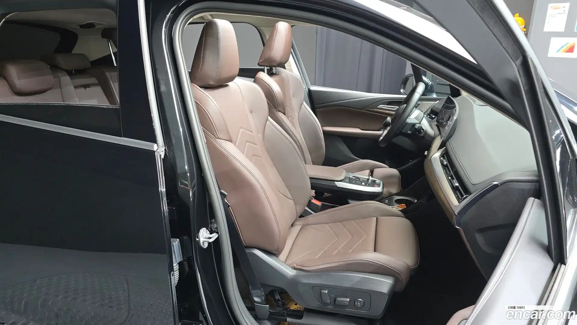 2-Series BMW 2025.2-OPTION-015