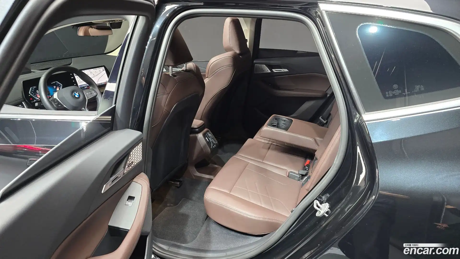 2-Series BMW 2025.2-INNER-036