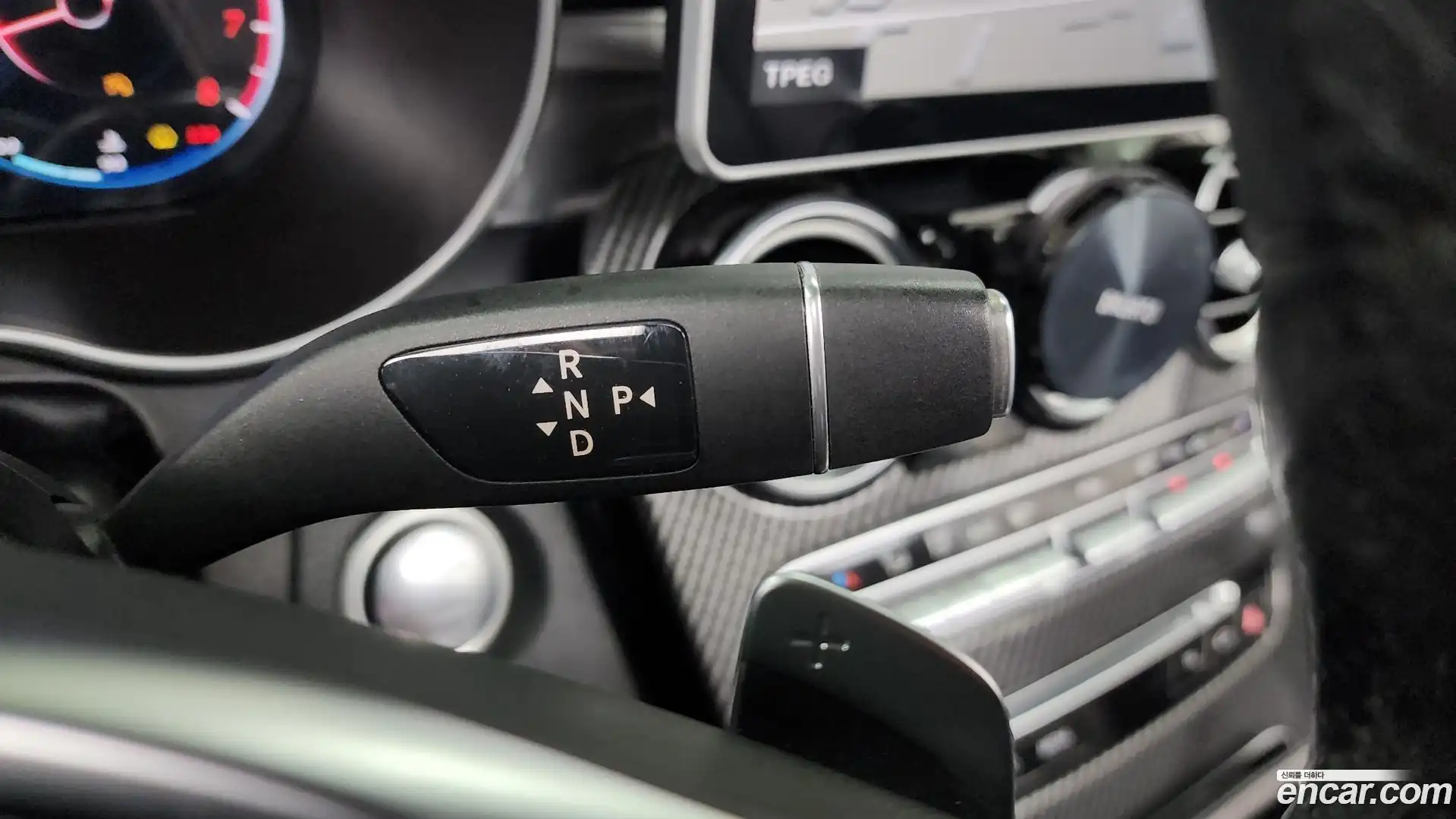 C-Class Mercedes-Benz 2017.2-INNER-009