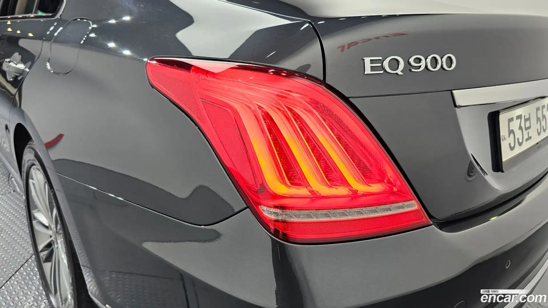 EQ900 Genesis 2018.10-OUTER-033