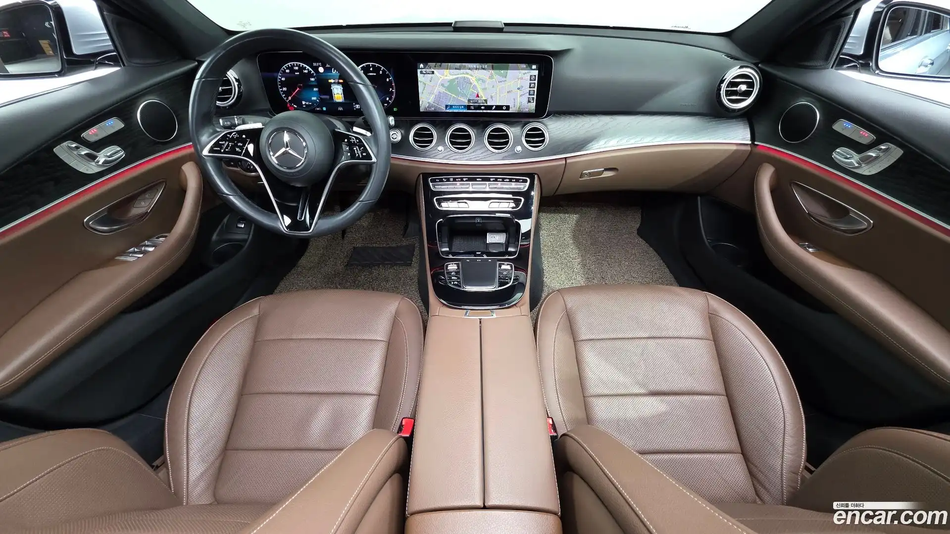 E-Class Mercedes-Benz 2022.6-INNER-007