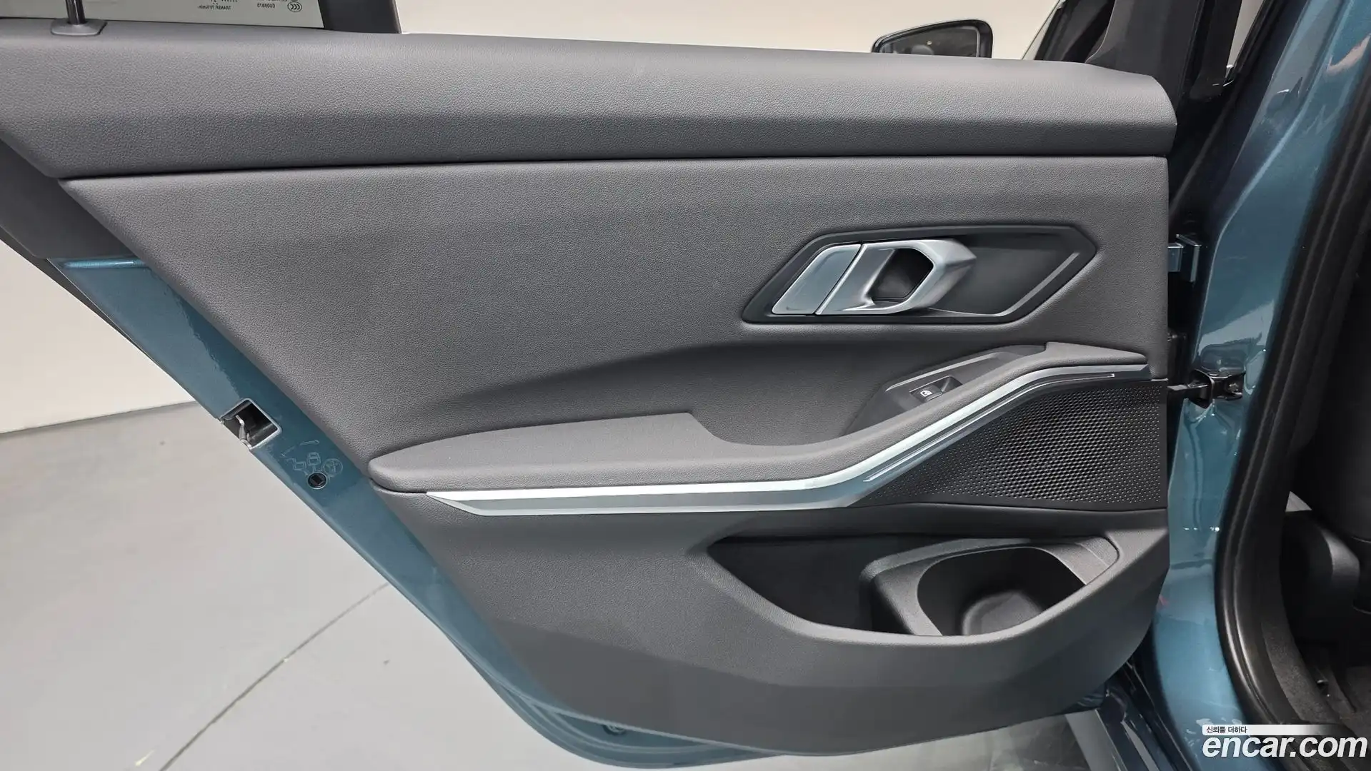 3-Series BMW 2021.6-INNER-035
