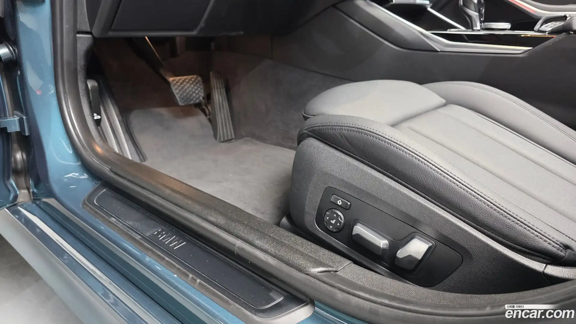 3-Series BMW 2021.6-OPTION-042