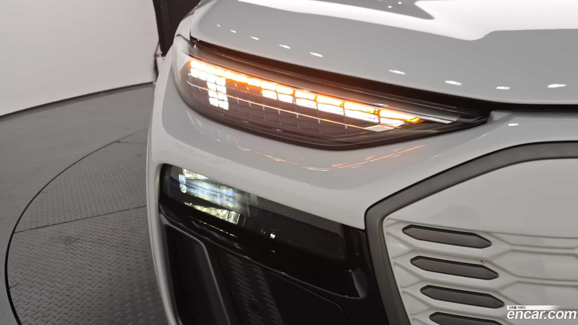 Q6 e-tron Audi 2025.8-OUTER-032