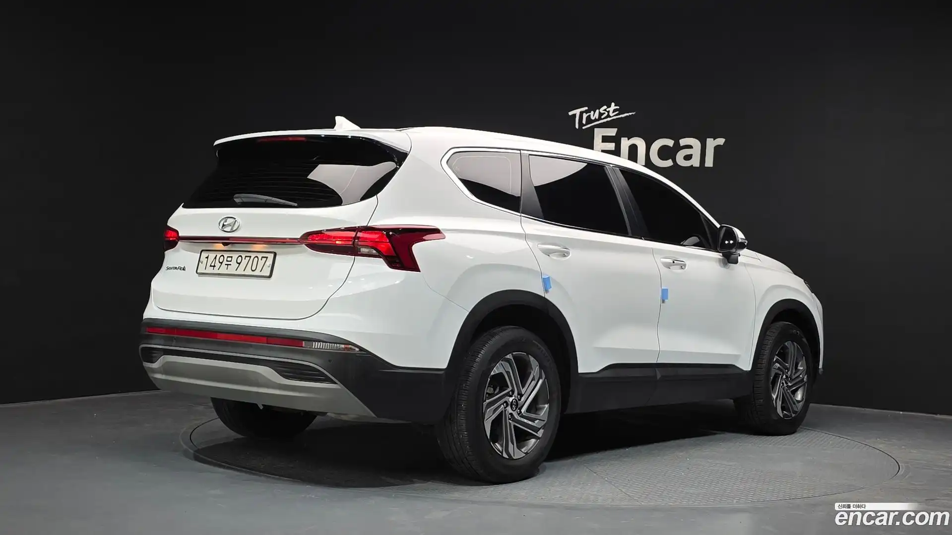 Santafe Hyundai 2022.2-OUTER-002