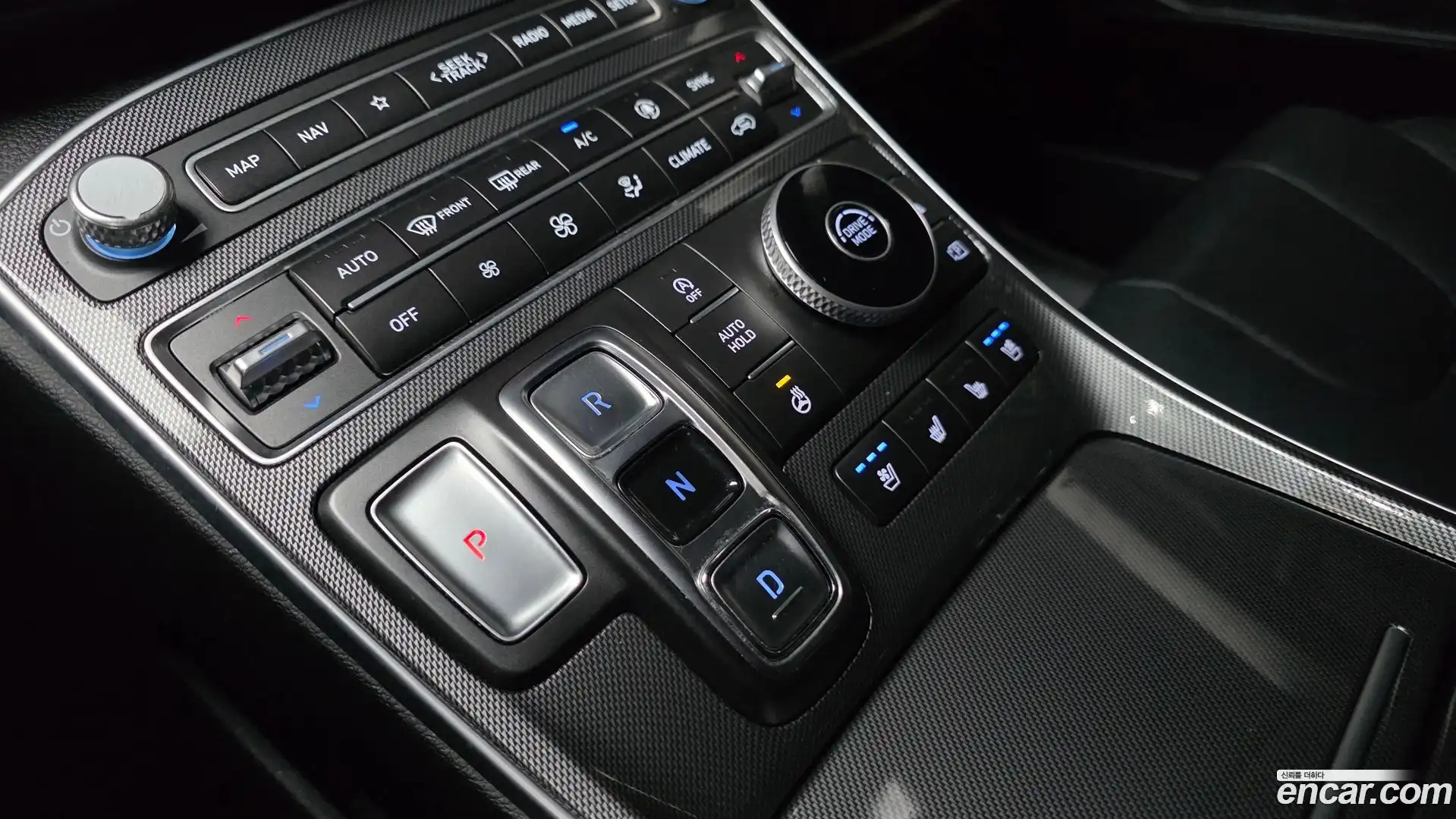 Santafe Hyundai 2022.2-INNER-009
