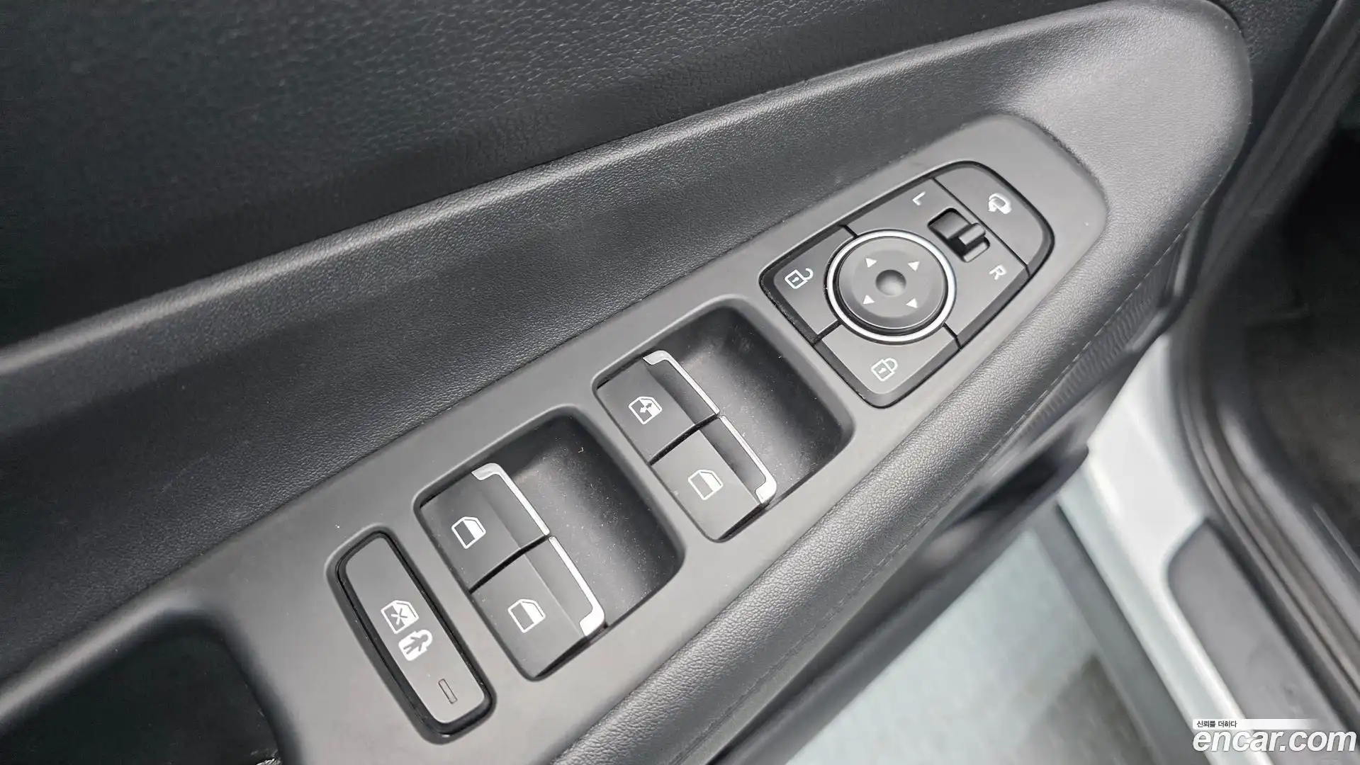 Santafe Hyundai 2022.2-OPTION-016