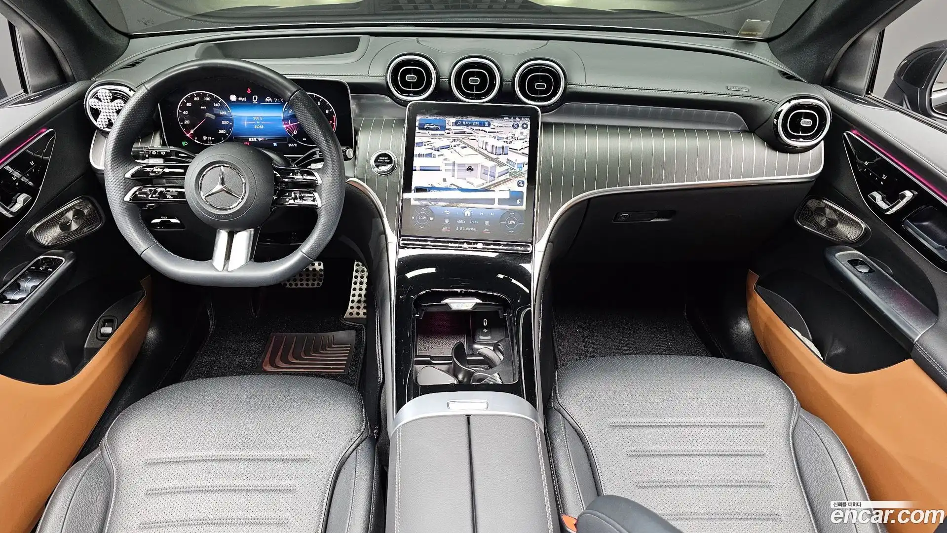GLC-Class Mercedes-Benz 2024.5-INNER-007