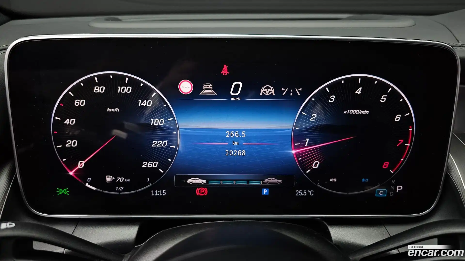 GLC-Class Mercedes-Benz 2024.5-INNER-008