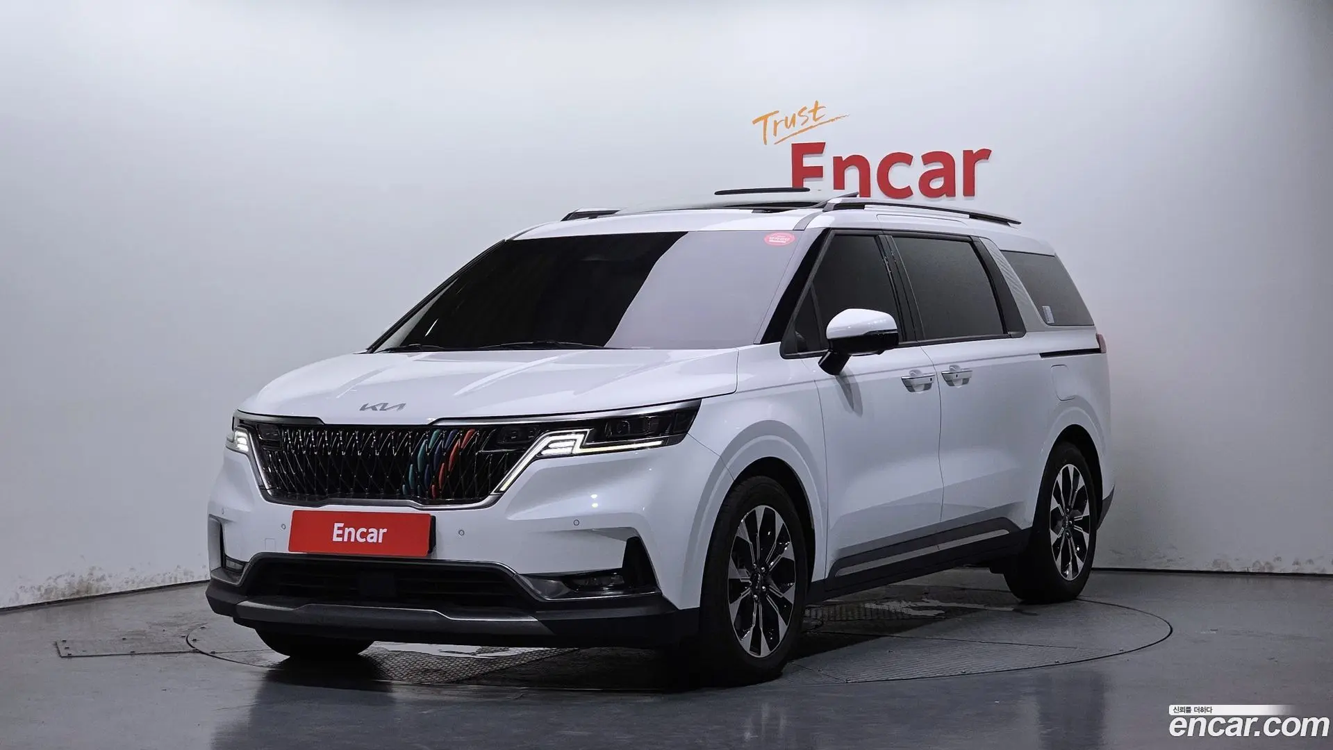 Main__Slider__Photo:Canival Kia 2021.11-0