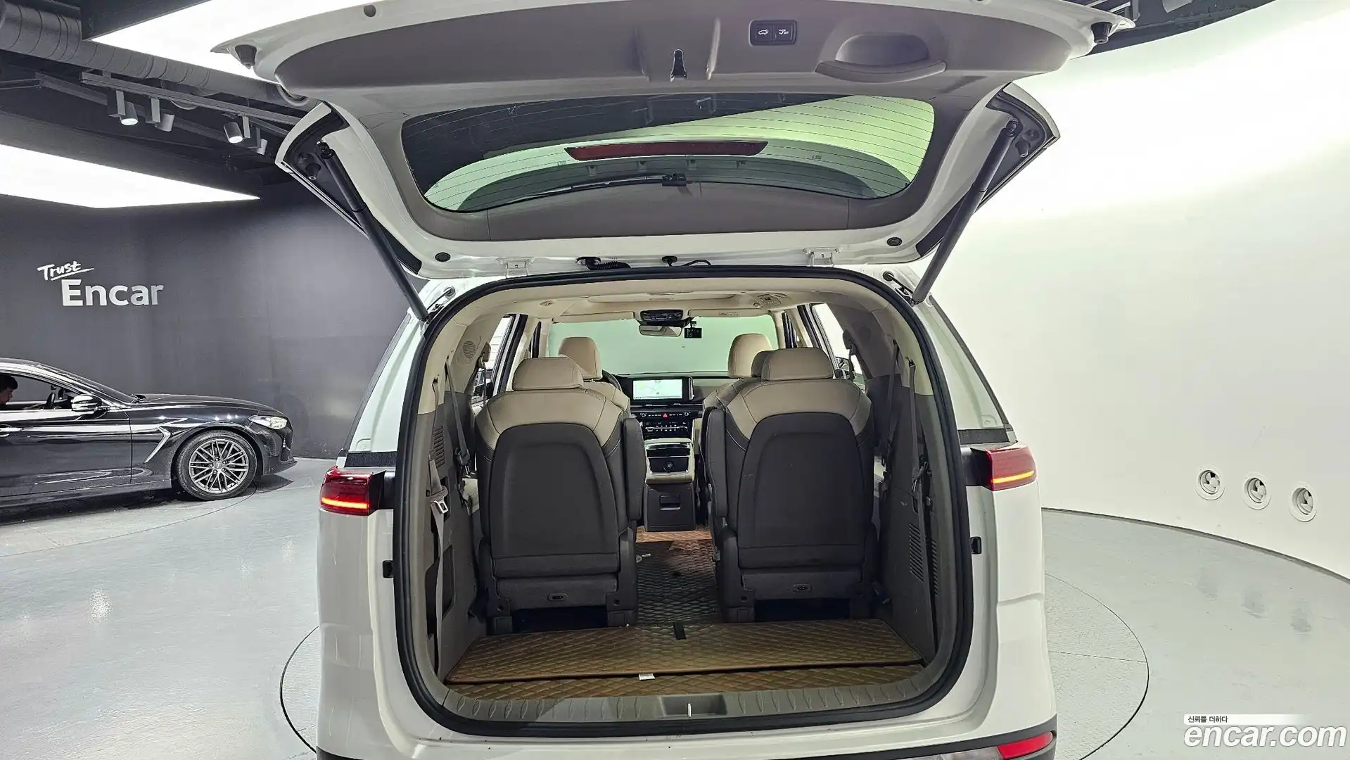 Canival Kia 2021.11-OPTION-024