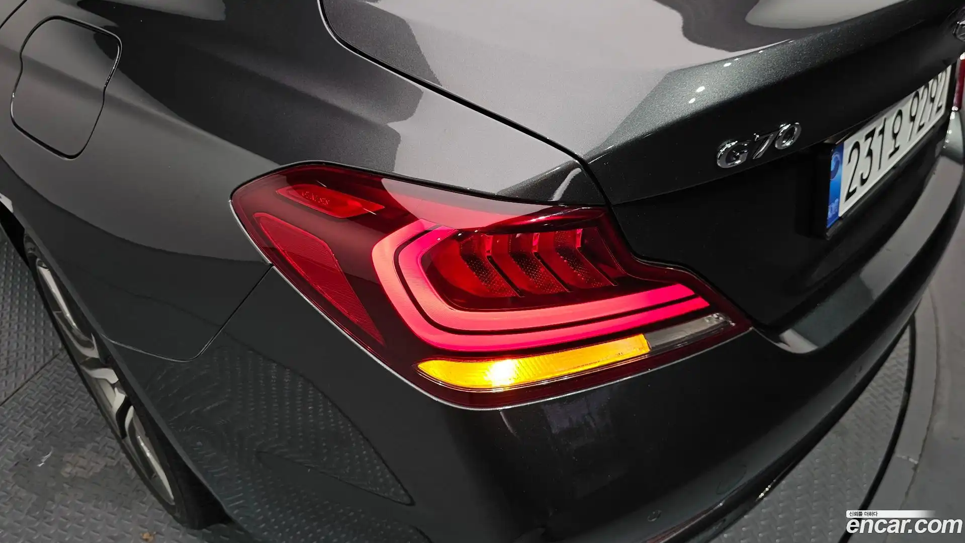 G70 Genesis 2018.7-OUTER-033