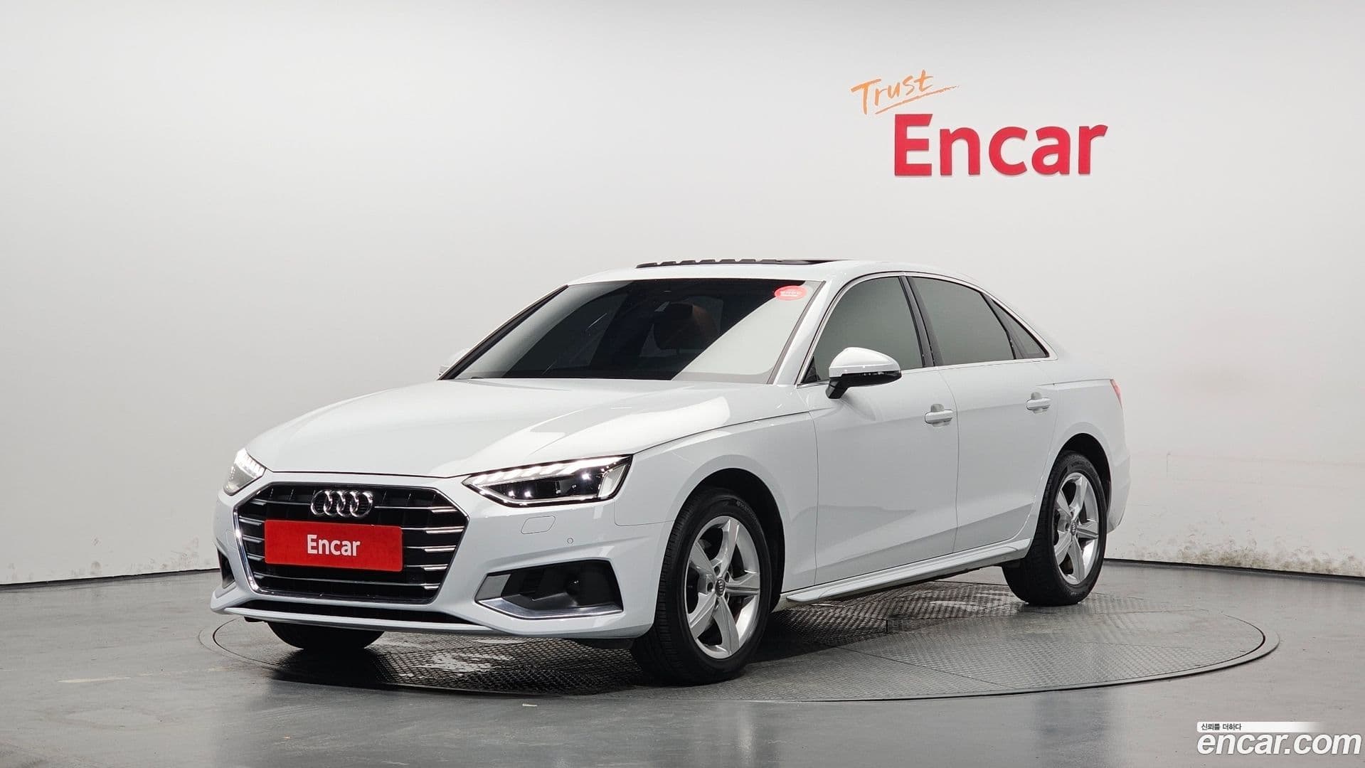 Main__Slider__Photo:A4 Audi 2021.11-0