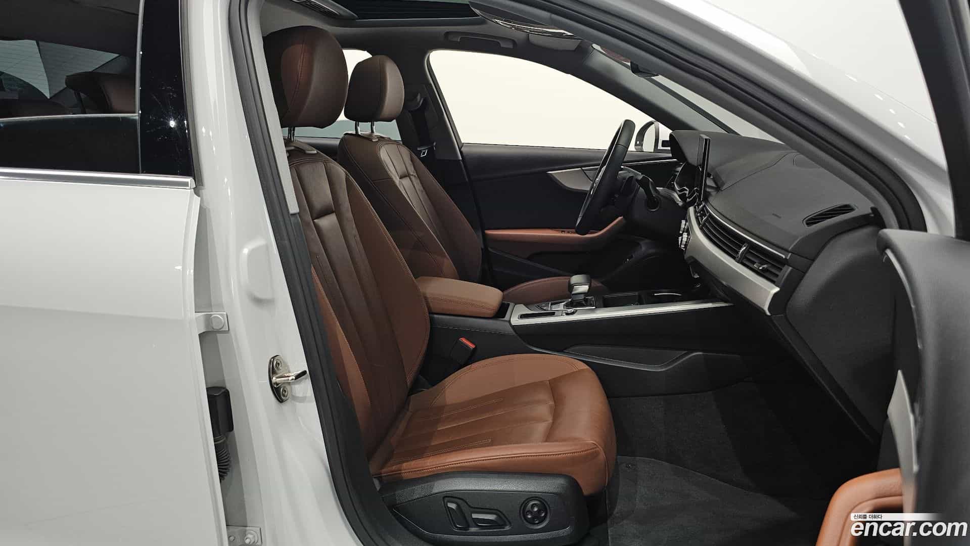 A4 Audi 2021.11-INNER-010