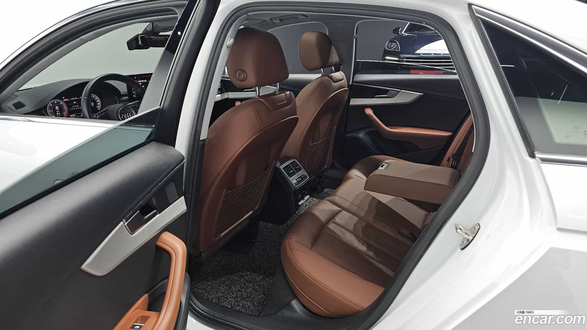 A4 Audi 2021.11-OPTION-016