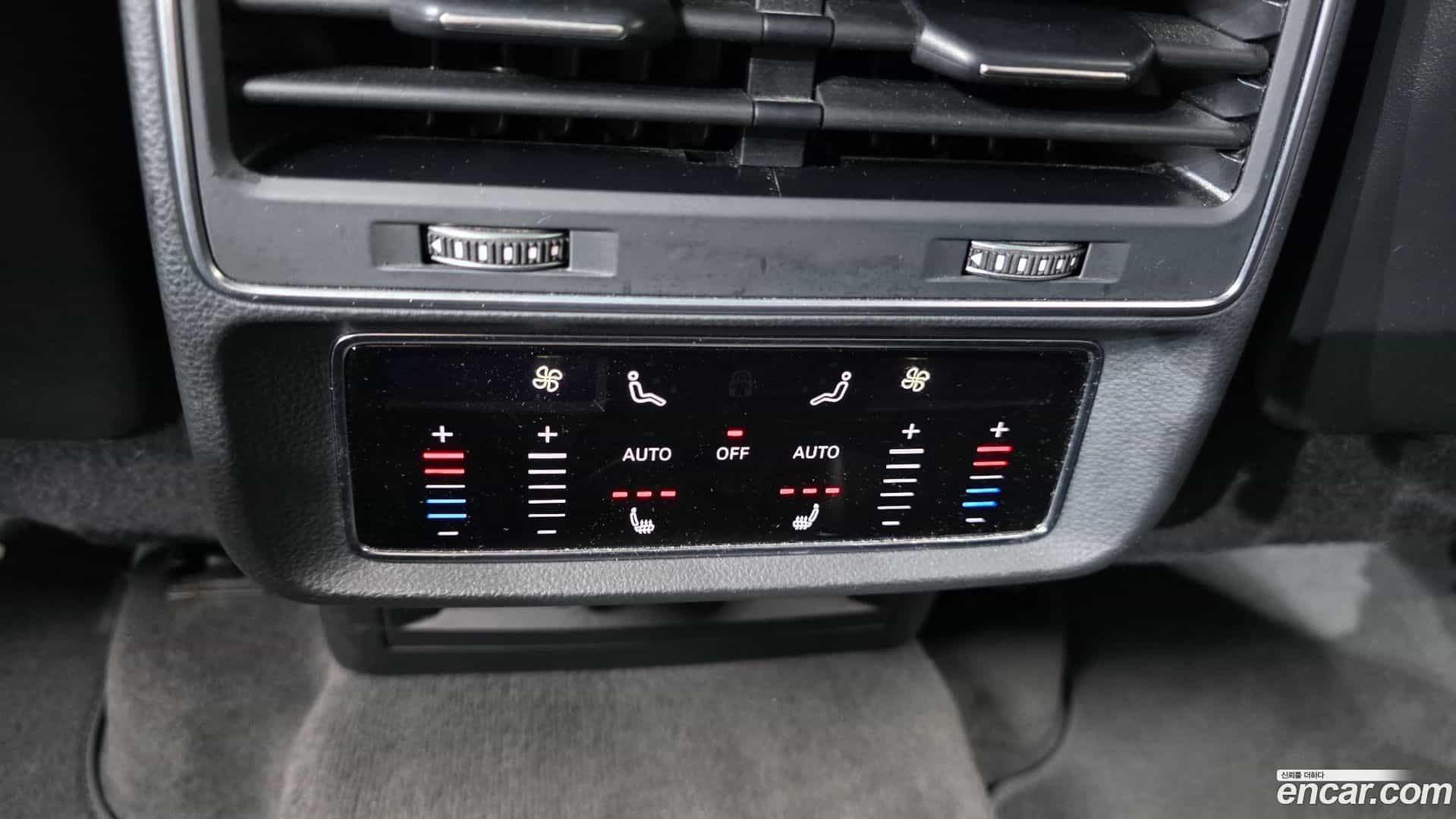 Q7 Audi 2021.10-OPTION-043