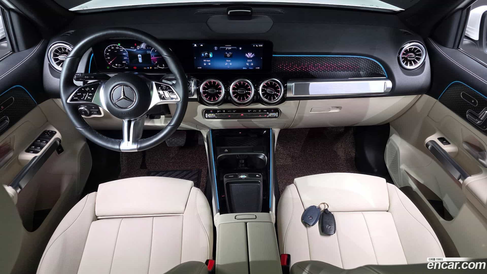 GLB-Class Mercedes-Benz 2024.2-INNER-007