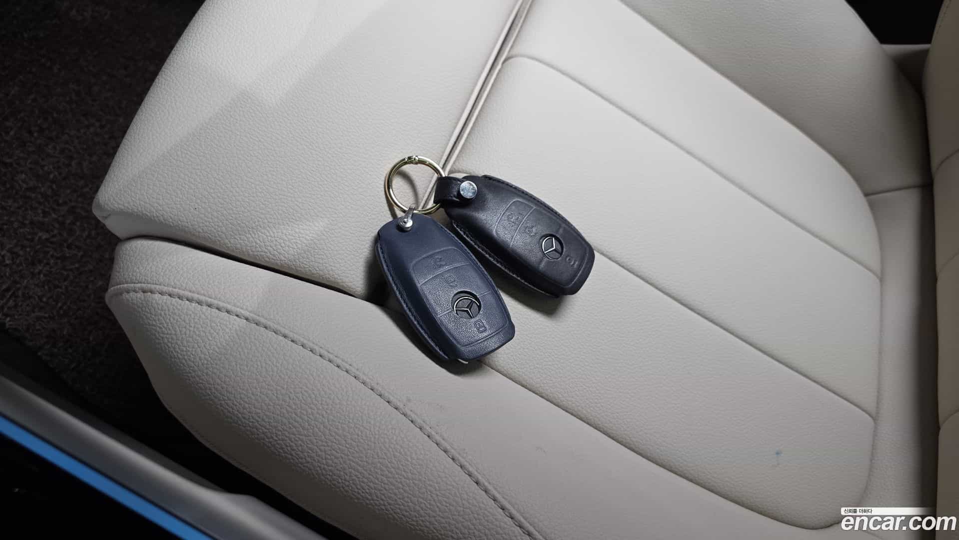 GLB-Class Mercedes-Benz 2024.2-OPTION-020