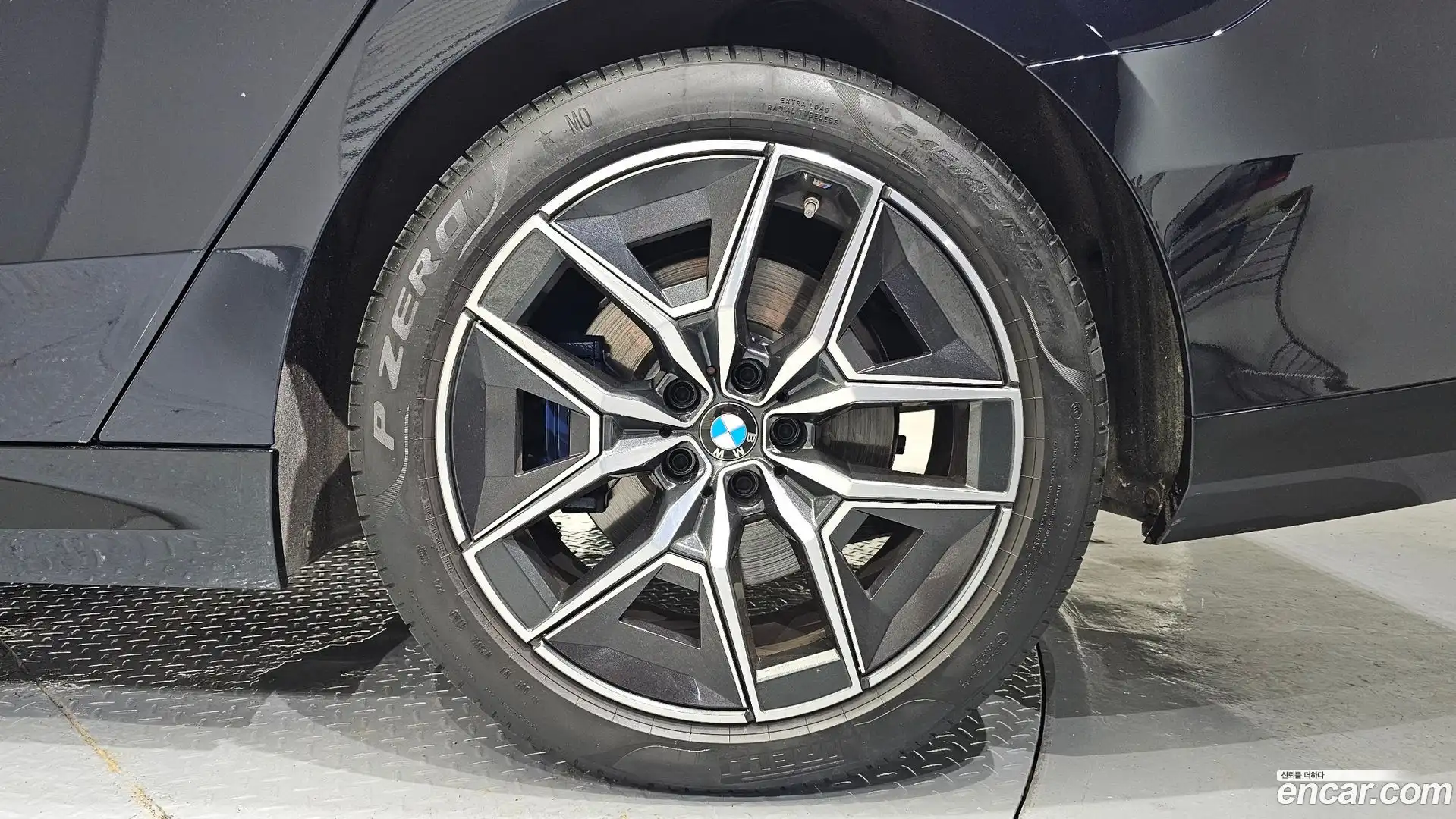 5-Series BMW 2024.6-OUTER-031