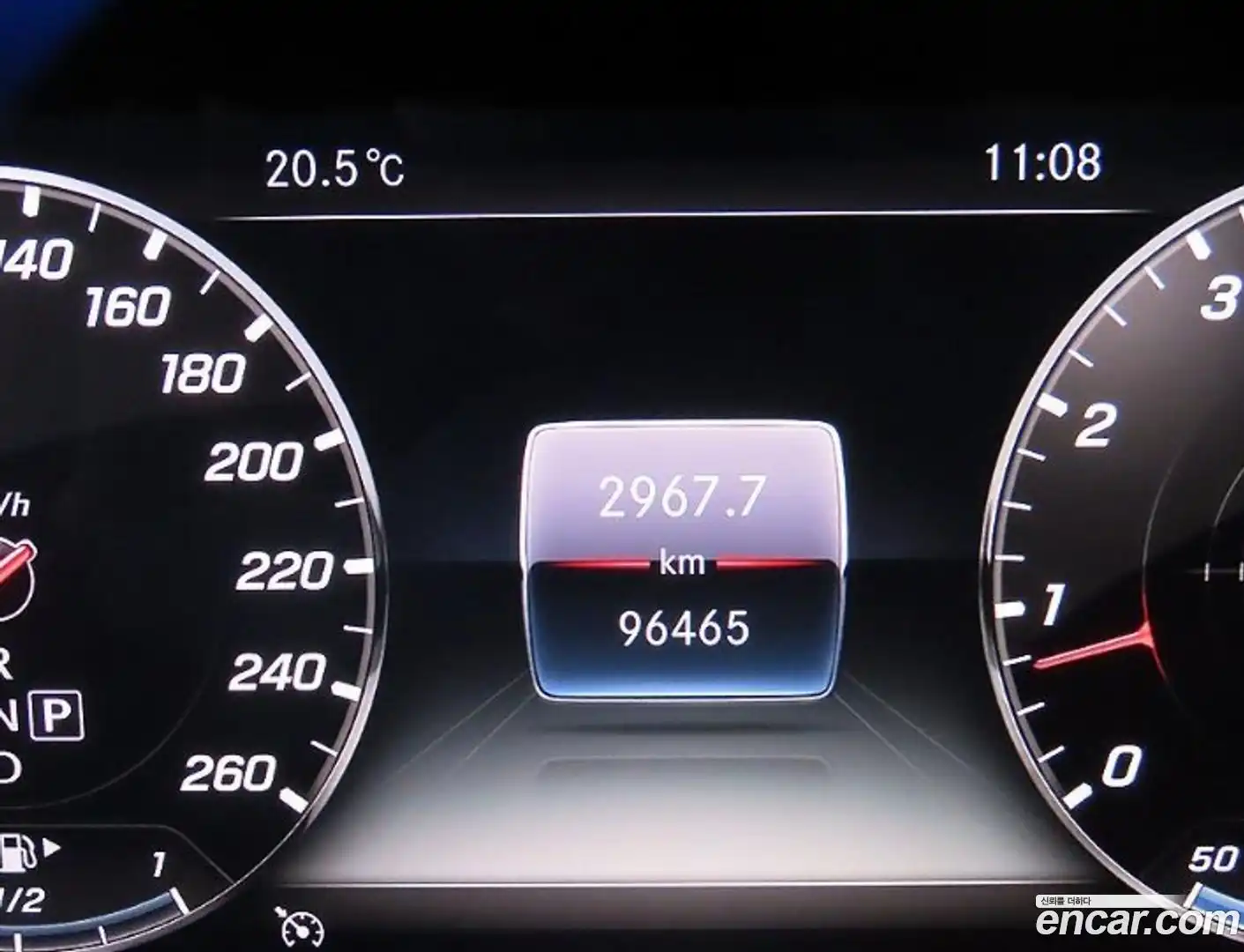 E-Class Mercedes-Benz 2019.6-INNER-009