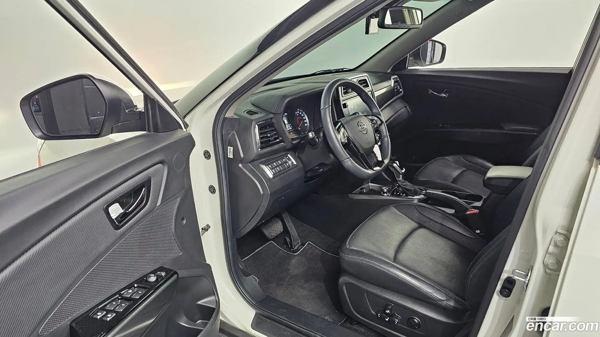 TIBOLI KG Mobility 2022.4-INNER-010