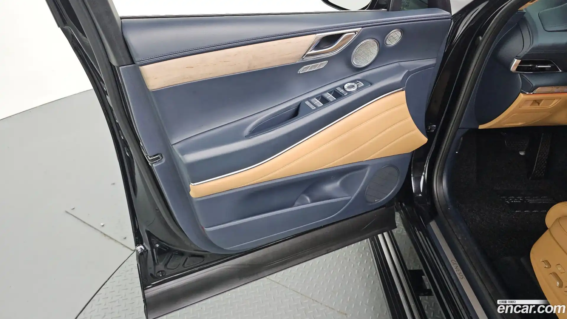 GV80 Genesis 2022.3-INNER-034