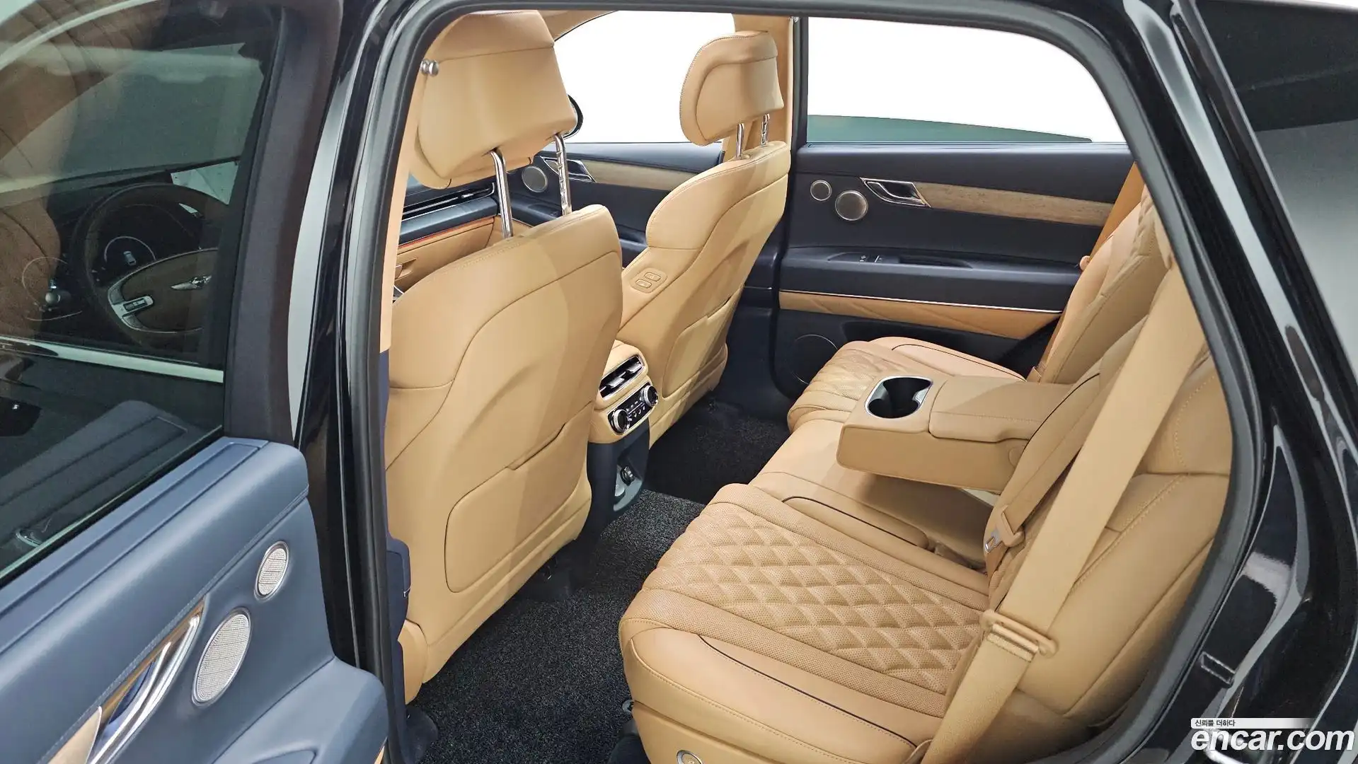 GV80 Genesis 2022.3-INNER-036