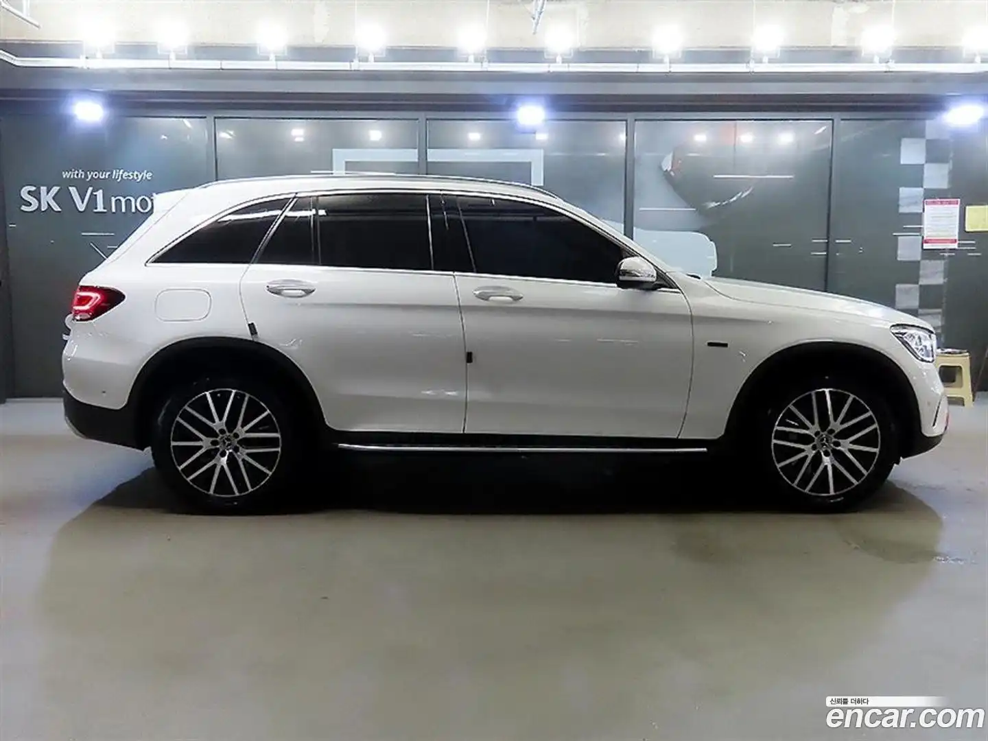GLC-Class Mercedes-Benz 2021.11-OUTER-003