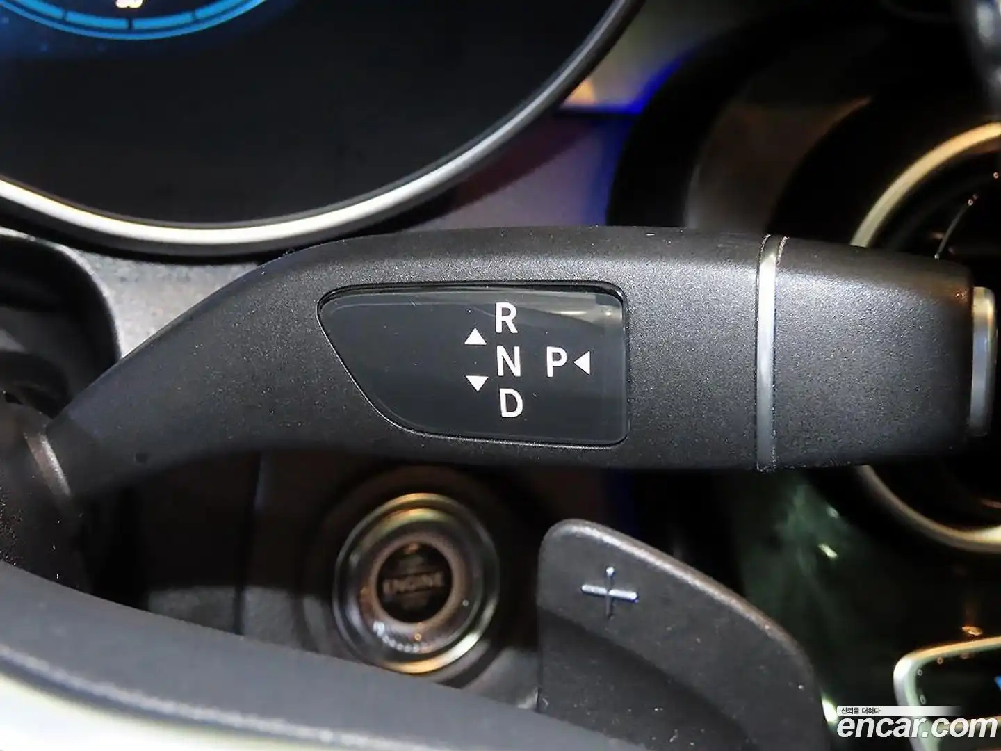 GLC-Class Mercedes-Benz 2021.11-OPTION-017