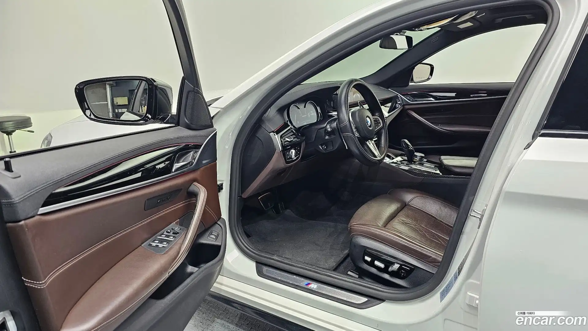 5-Series BMW 2018.5-INNER-010