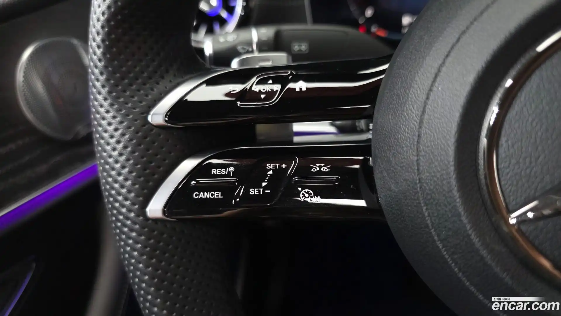 E-Class Mercedes-Benz 2021.1-OPTION-023