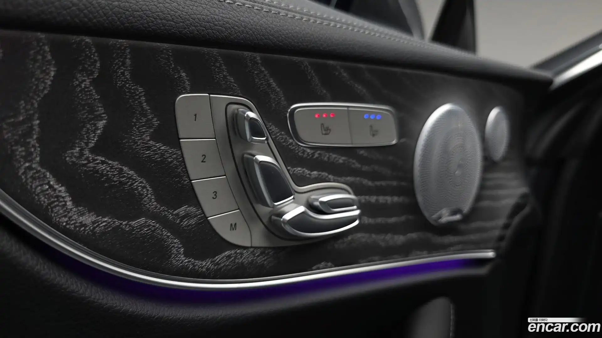 E-Class Mercedes-Benz 2021.1-OPTION-041