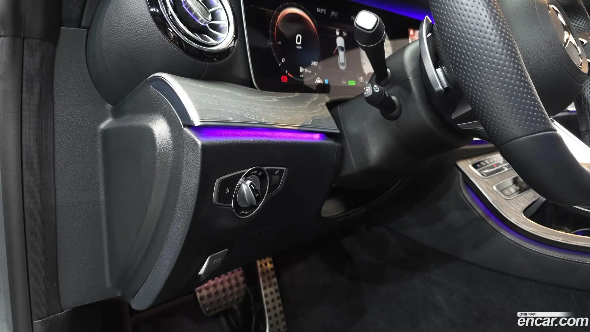 E-Class Mercedes-Benz 2021.1-OPTION-043