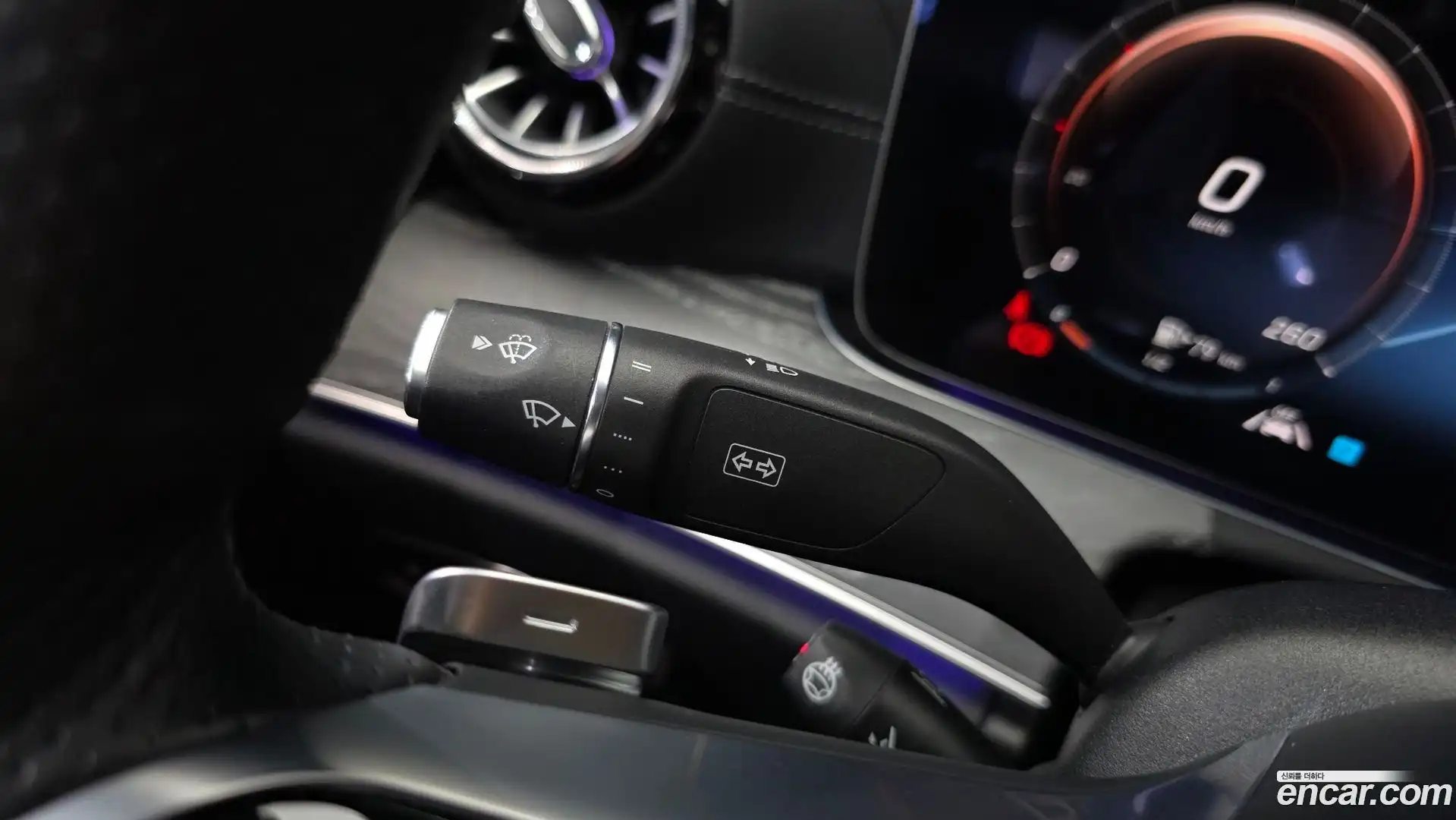E-Class Mercedes-Benz 2021.1-OPTION-049