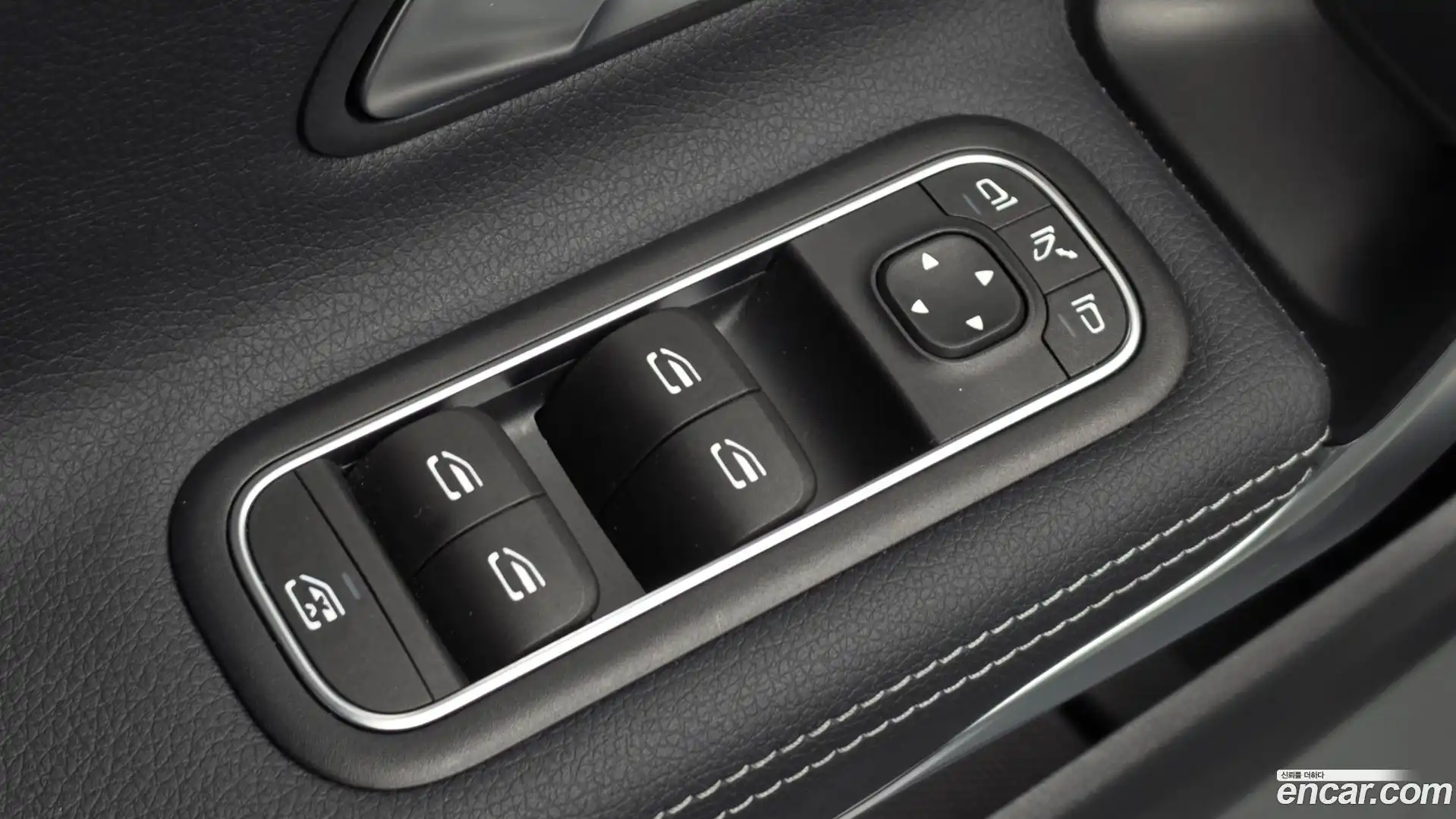 A-Class Mercedes-Benz 2025.4-OPTION-024