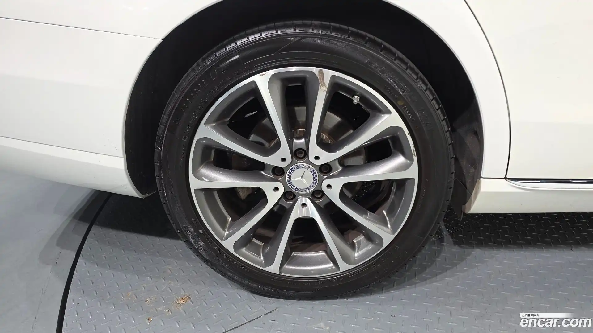 E-Class Mercedes-Benz 2016.5-OUTER-005