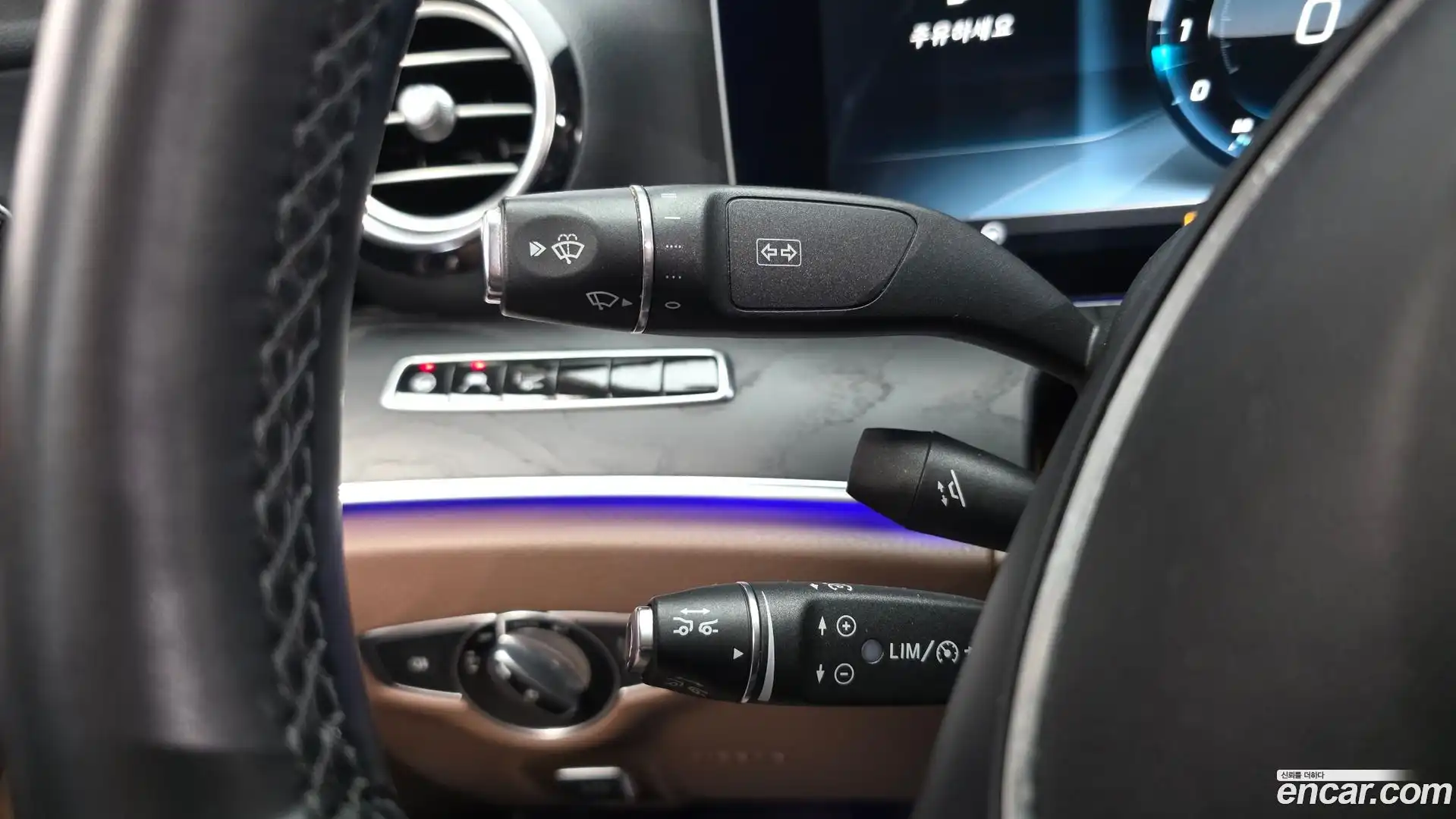 E-Class Mercedes-Benz 2016.5-OPTION-021