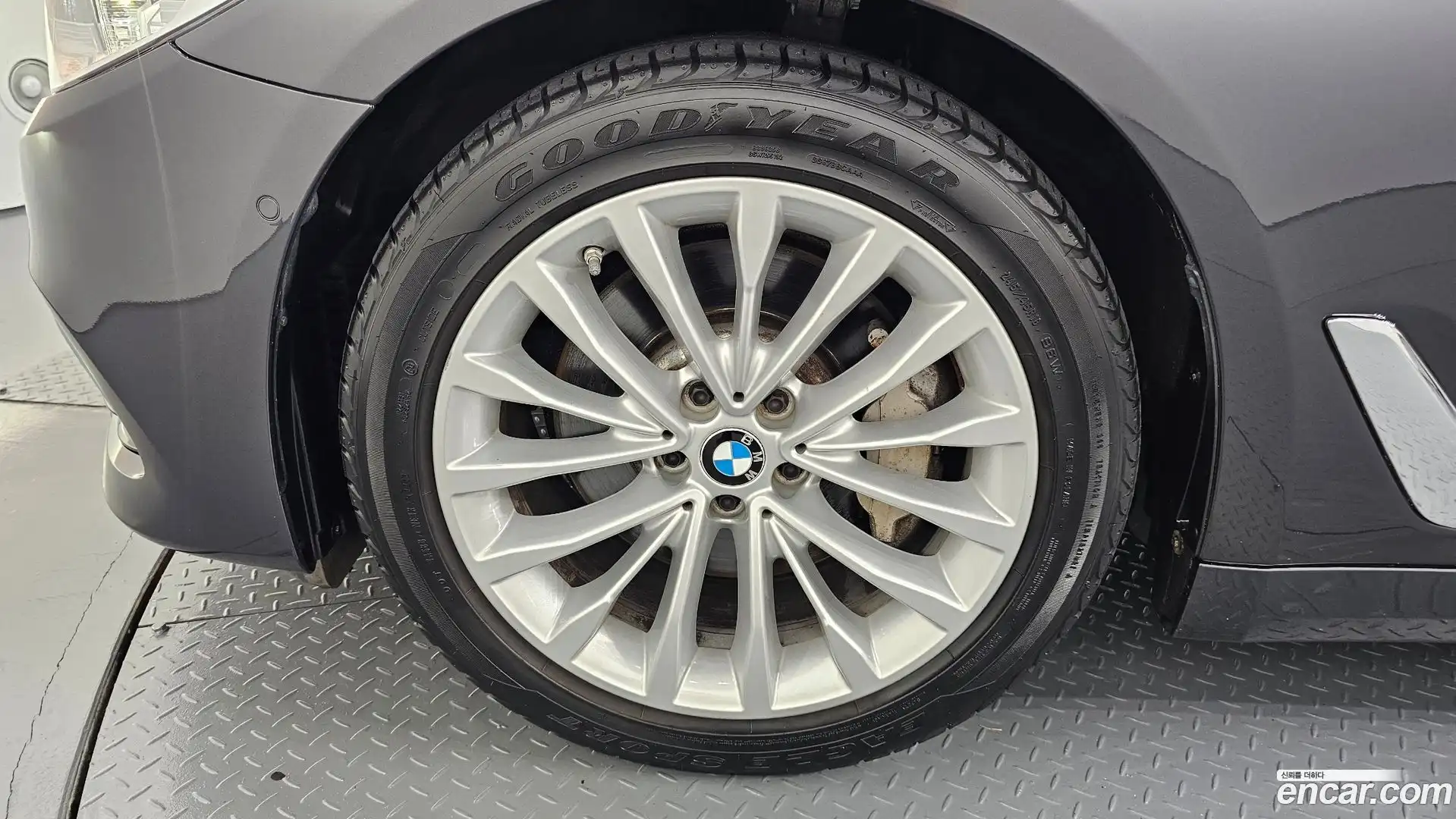 5-Series BMW 2019.10-OUTER-005
