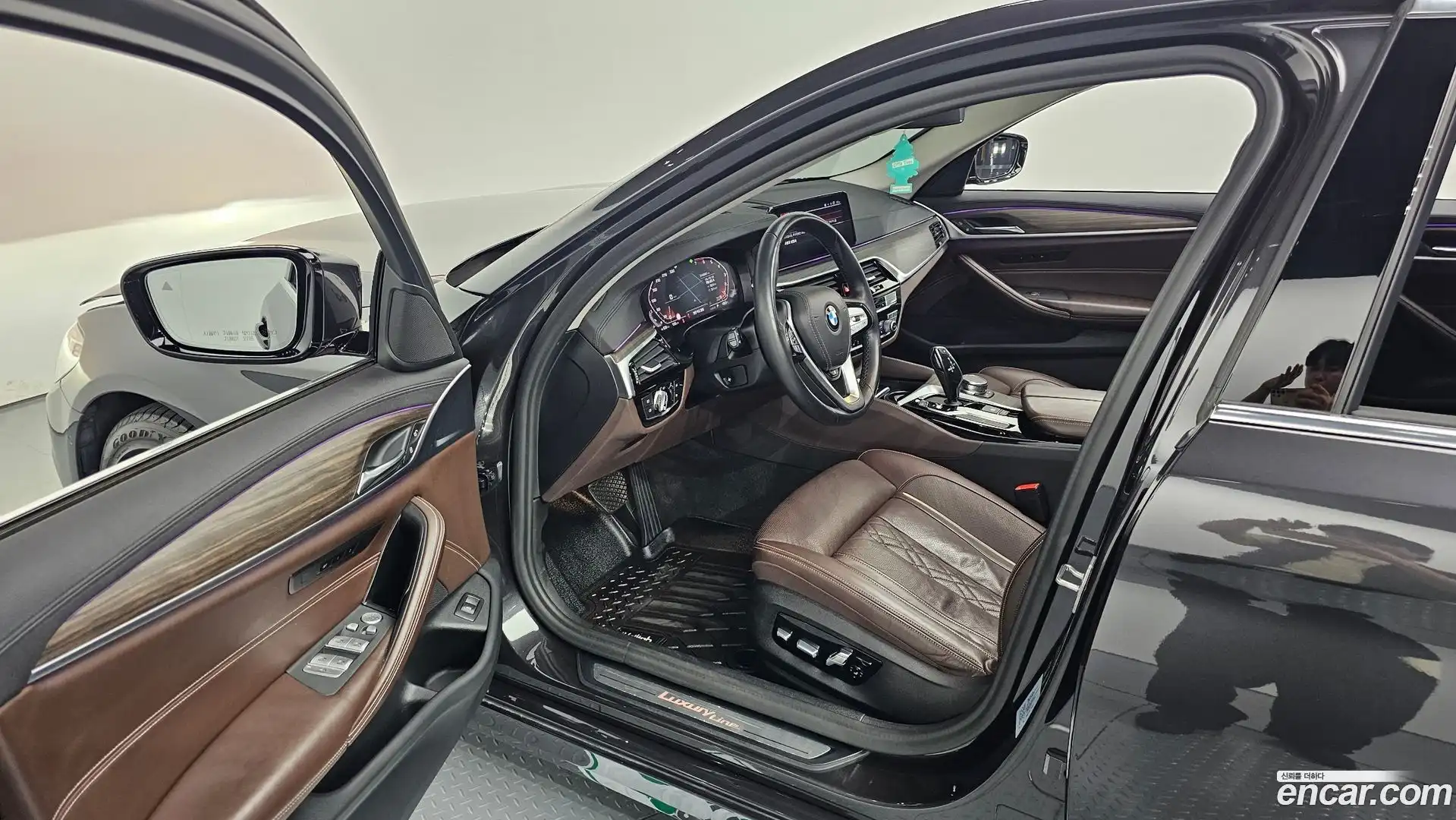 5-Series BMW 2019.10-INNER-010